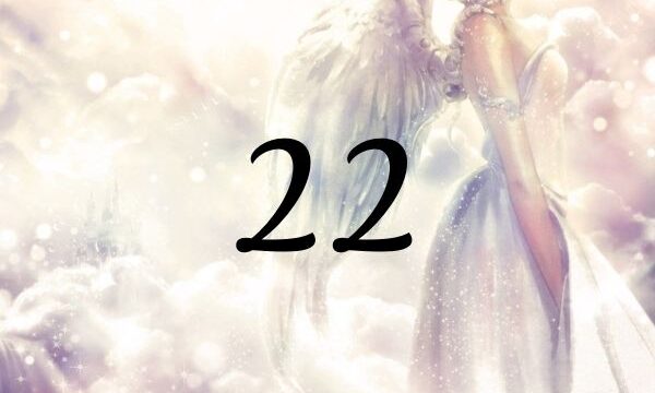 天使數字２２的含義是『擁有信仰之心』。