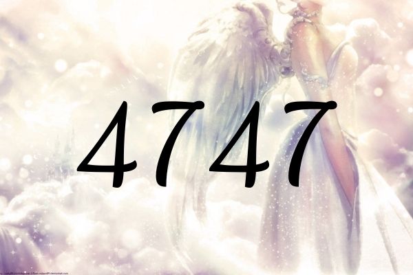 ４７４７這個天使數字的意思為『齊全的輔助』