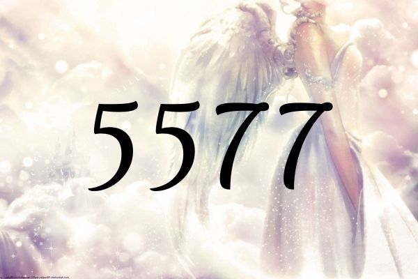 ５５７７的天使數字的意義是『改變的道路』