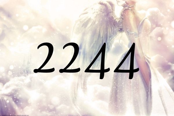 天使數字２２４４的含義是『天使就在你的身邊』。