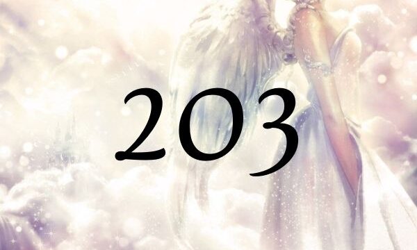 天使數字203的意義是『請堅信您所期許的願望已經得到了傳達』