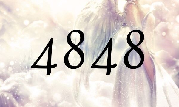 天使數字4848的意義是『傾聽天使的聲音，接受這份富足吧』