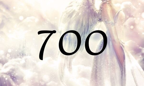 天使數字700的意義是『請恢復對自己的信心跟信賴』