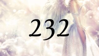 天使數字232的意義是『請專注於大師們傾注到您身上的愛』
