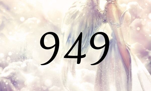 天使數字949的意義是『請和天使一起，跟從自己的內心去行動吧』