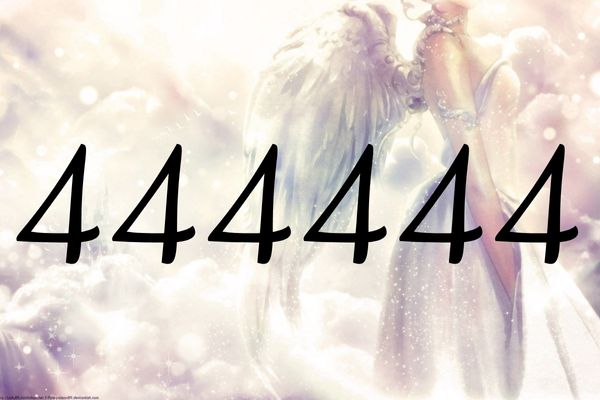 天使數字444444的含義是『請回想起有許多愛著您的存在。』